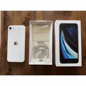 アイフォーン(iPhone)のApple iPhoneSE 第2世代 64GB ホワイト au(スマートフォン本体)