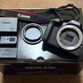 Canon EOS R50 ミラーレスカメラ 本体