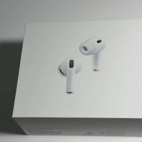 AirPods Pro 3 本体