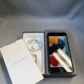 美品 国内版 SIMフリー iPhone8 64GB スペースグレー色