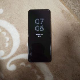 Motorola razr 50 サンド クリーム折りたたみ式本体