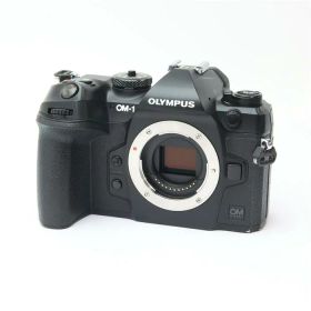 【中古】 《並品》 OM SYSTEM OM-1 ボディ 【ファインダー内清掃/各部点検済】 [ デジタルカメラ ]