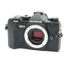 【中古】 《美品》 OLYMPUS OM-D E-M5 Mark III ボディ ブラック [ デジタルカメラ ]