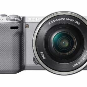 【中古】「非常に良い」SONY ミラーレス一眼 NEX-5T パワーズームレンズキット シルバー NEX-5TL-S