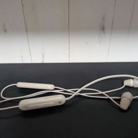 【ほぼ新品】SONY ワイヤレスイヤホン WI-C100 べージュ