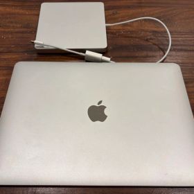 MacBook Air M1 2020 8GB/256GBバッテリー91%
