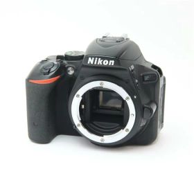 【中古】 《並品》 Nikon D5500 ボディ ブラック [ デジタルカメラ ]