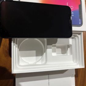 Apple iPhone X 256ＧＢ バッテリー100%