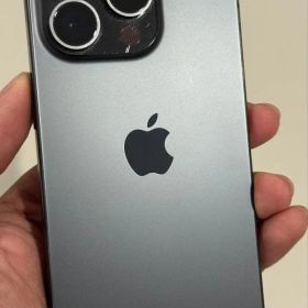 美品 iPhone 15 Pro｜512GB｜SIMフリー版