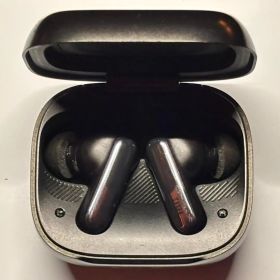 【中古・付属品完備】JBL Live Beam 3