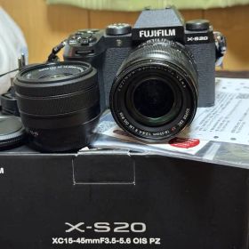 Fujifilm X-S20 コンパクトデジタルカメラ