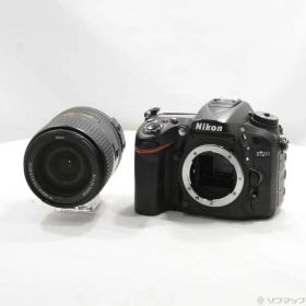 ソフマップ 〔中古品〕 Nikon D7200 18-300 VR スーパーズームキット (2416万画素／SDXC)【305】
