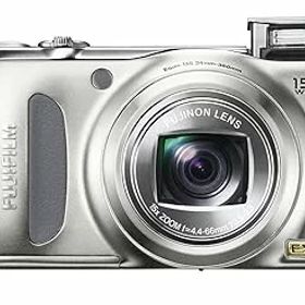 【中古】［非常に良い］FUJIFILM FinePix デジタルカメラ F300 EXR シルバー F FX-F300EXR S 1200万画素 スーパーCCDハニカムEXR 光学15倍ズーム 広角24mm 3.0型液晶