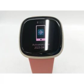 【中古】Fitbit Fitbit Versa 3 FB511GLPK-FRCJK ピンククレイ/ソフトゴールド【DS秋葉】保証期間1ヶ月【ランクC】