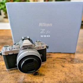 Nikon Z fc レンズキット16-50 VR シルバー【SDカード付】