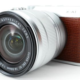 【中古】富士フイルム Fujifilm X-A1 ブラウン レンズキット 美品 Wi-Fiでスマホへ転送 チルト式液晶モニター カメラ 中古 人気 おすすめ 高画質