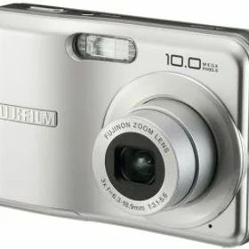 【中古】(非常に良い)FUJIFILM デジタルカメラ A100 シルバー FX-A100S