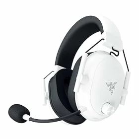 【中古】(非常に良い)Razer レイザー BlackShark V2 HyperSpeed White ワイヤレスゲーミングヘッドセット 指向性 マイク チタン50mmドライバー HyperSpeed Wireless (