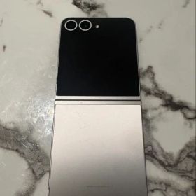 Galaxy Z Flip6 256GB バッテリー100% SIMフリー