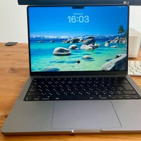 Macbook M1 Max 14inch 32g/512g 充放電51回