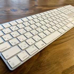 Magic Keyboard（テンキー付き）- 日本語MQ052J/A