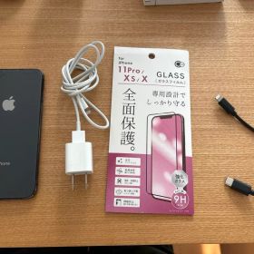 iPhoneXs フィルム 充電器付き