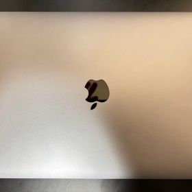 Apple MacBook Air 13インチ 2020モデル
