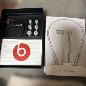 【美品】Beats Flex ワイヤレスイヤホン