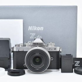 ★極上美品★《ショット数5,619回》ニコン Nikon Z fc 16-50 VR レンズキット シルバー★ YMA9803＃82