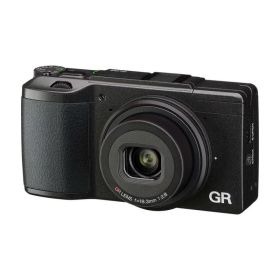 【中古】 RICOH デジタルカメラ GRII APS-CサイズCMOSセンサー ローパスフィルタレス 175840 当店保証30日間 人気 ミラーレス 一眼レフ 交換レンズ カメラ