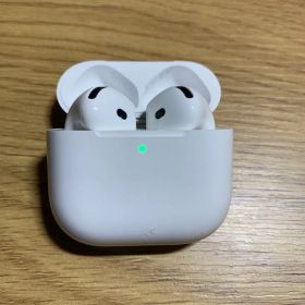 Apple AirPods 第4世代 ANC ノイズキャンセリング付き