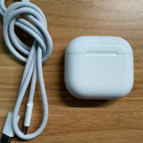 Apple AirPods 4 アクティブノイズキャンセリング搭載 本体