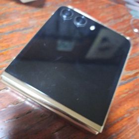 ui8! Galaxy Z Flip5 ジャンク