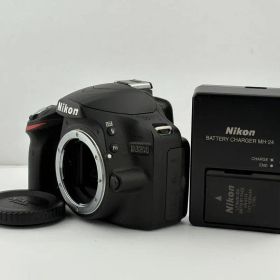 ★ニコンNikon D3200 ボディ
