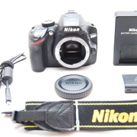 ★極上美品 Nikon ショット数６２０１回 D3200 ボディー ブラック ニコン★