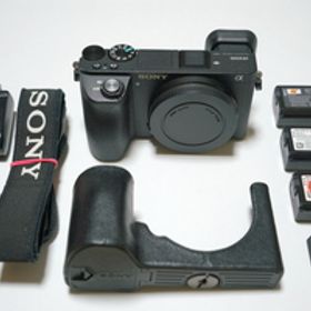 ■ SONY α6500 ILCE-6500 動作品 純正ボディケース(LCS-EBG) バッテリー(NP-FW50)x3個 SanDisk SD32GB 付き ■