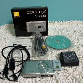 Nikon COOLPIX S3300 コンパクトデジタルカメラ シルバー
