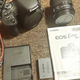 Canon EOS Kiss X9