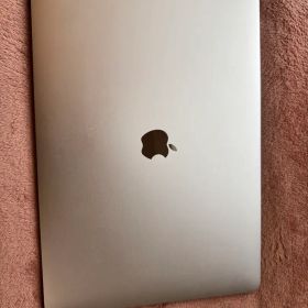 MacBook Pro 2016 15インチ