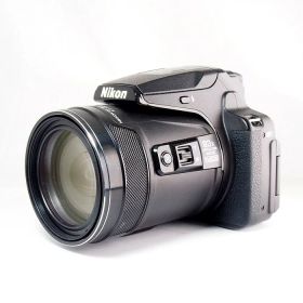 【中古】 (ニコン) Nikon COOLPIX P900 ブラツク【中古カメラ コンパクトデジカメ】 ランク：B