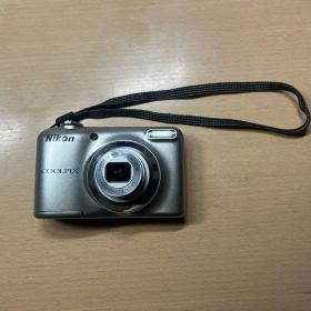 Nikon COOLPIX A10 ニコン デジタルカメラ シルバー