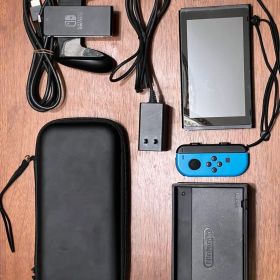 Nintendo Switch 本体 ドック付き すぐ遊べるセット ケース付き