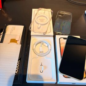 Apple iPhone 12 mini 本体。バッテリー交換済み