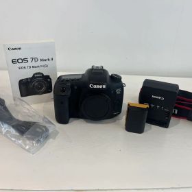 Canon EOS 7D Mark II デジタル一眼レフ
