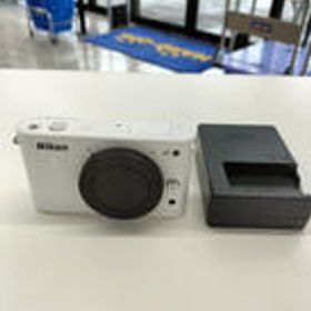 ミラーレス一眼 NIKON 1 J1 NIKON