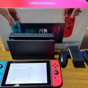 Nintendo Switch 青/赤 本体 ストラップなし