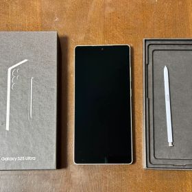 Samsung Galaxy S25 Ultra 本体 Sペン付き