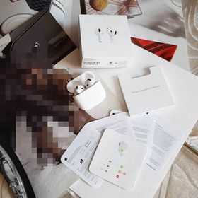 箱1式 ⇔ Apple AirPods 4 エアポッズ 100%/100% アップル CDA02