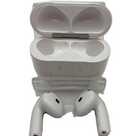 Apple◆イヤホン AirPods 4 アクティブノイズキャンセリング搭載モデル MXP93J/A//