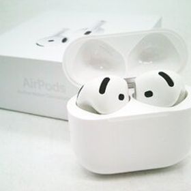★【美品】 Apple AirPods4 エアーポッズ A3055 A3056 A3059 ワイヤレスイヤホン アクティブノイズキャンセリング機能 限定保証期間内★/Ｈ